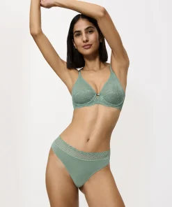 Triumph Trusser<1773 ABSTINTHE - Feel Of Modal String