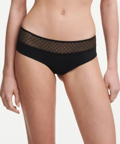 Chantelle Trusser<011 BLACK - Norah Chic Covering Shorty