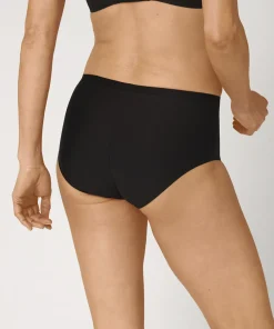 Triumph Trusser<0004 BLACK - Smart Micro Maxi