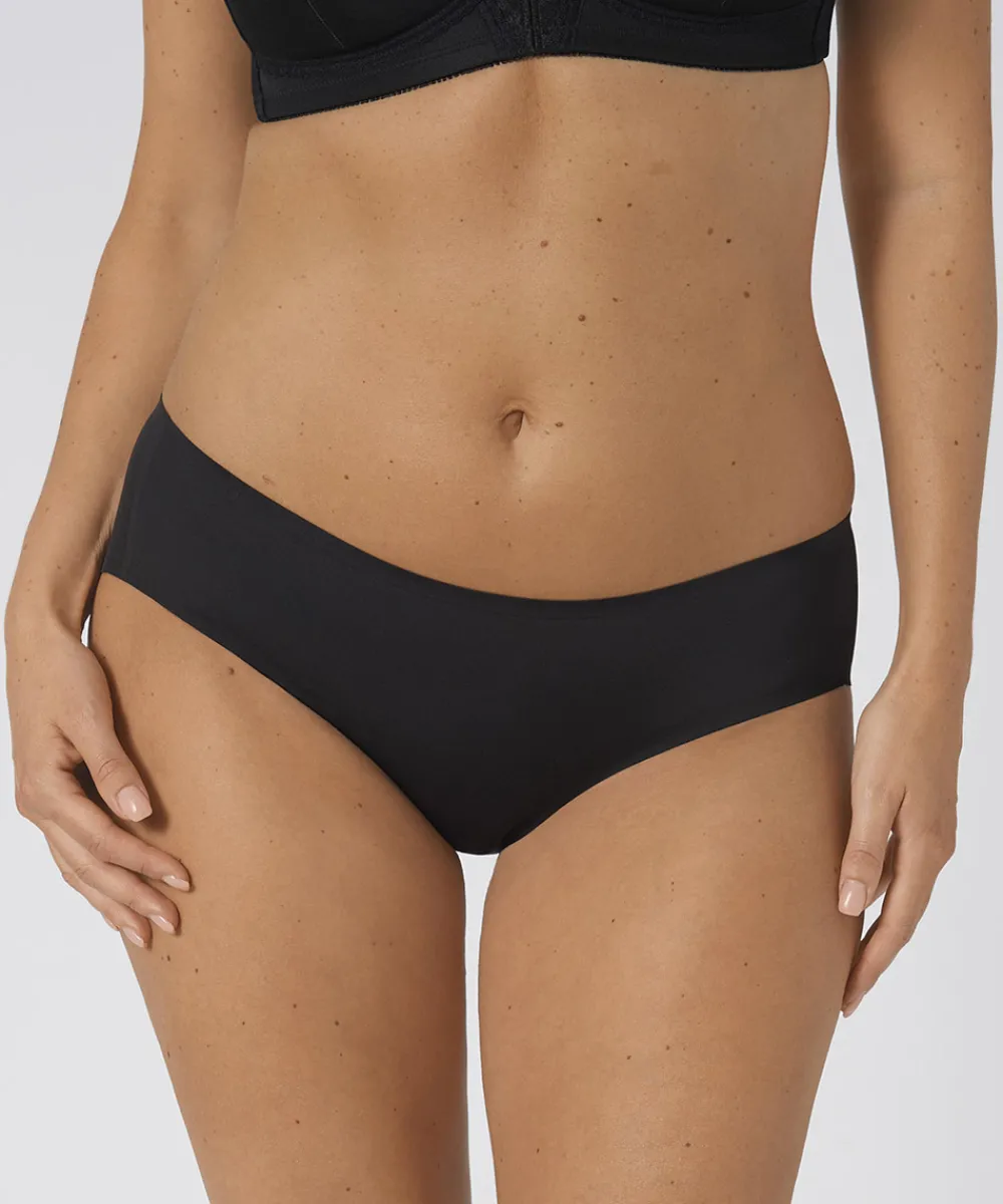 Triumph Trusser<0004 BLACK - Sporty Micro Hipster