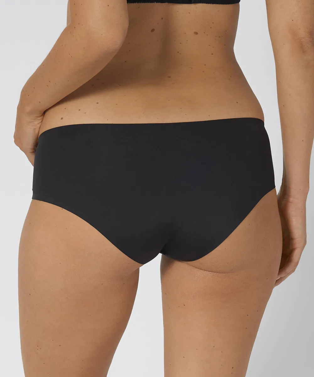 Triumph Trusser<0004 BLACK - Sporty Micro Hipster