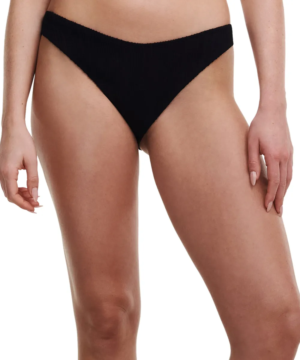 Chantelle Bikinier<011 BLACK - Swim One Size Tanga