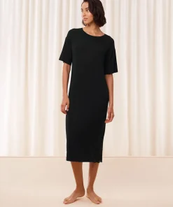 Triumph Natkjoler/ Underkjoler/ Chemiser<0004 BLACK - Timeless Sensuality NDK