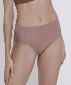 Sloggi Trusser<1141 CACAO - Zero Feel Maxi