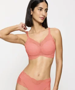 Triumph Bh'er<3131 CAMEO - Lift Smart Vatteret Bh