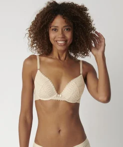 Triumph Bh'er<6720 CREAMY DREAM - Aura Spotlight Bh med push-up