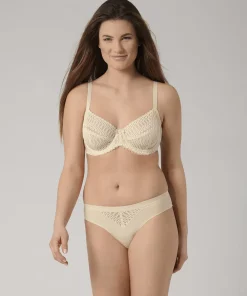 Triumph Bh'er<6720 CREAMY DREAM - Aura Spotlight Bh Med Bøjle W