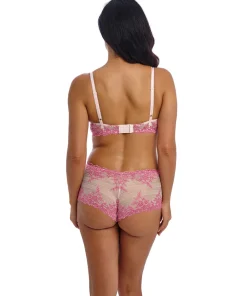 Wacoal Trusser<951 CRYSTAL ROSE/NIGHT - Embrace Lace Short