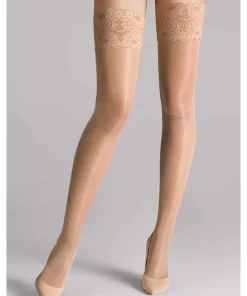 Wolford Selvsiddende/ Overknee<4738 FAIRLY LIGHT - Satin Touch 20 Selvsiddende/over knee strømpe