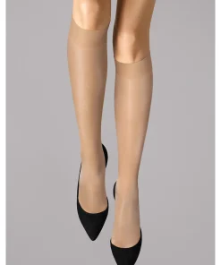 Wolford Knæstrømper<4738 FAIRLY LIGHT - Satin Touch 20 Knee Highs & Overknees