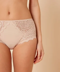 Simone Pérèle Trusser<739 PEAU ROSÉE - Caresse Deep Brief