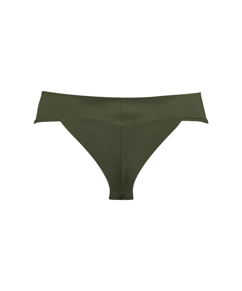 Missya Trusser<327 PINE ROSIN - Liva String