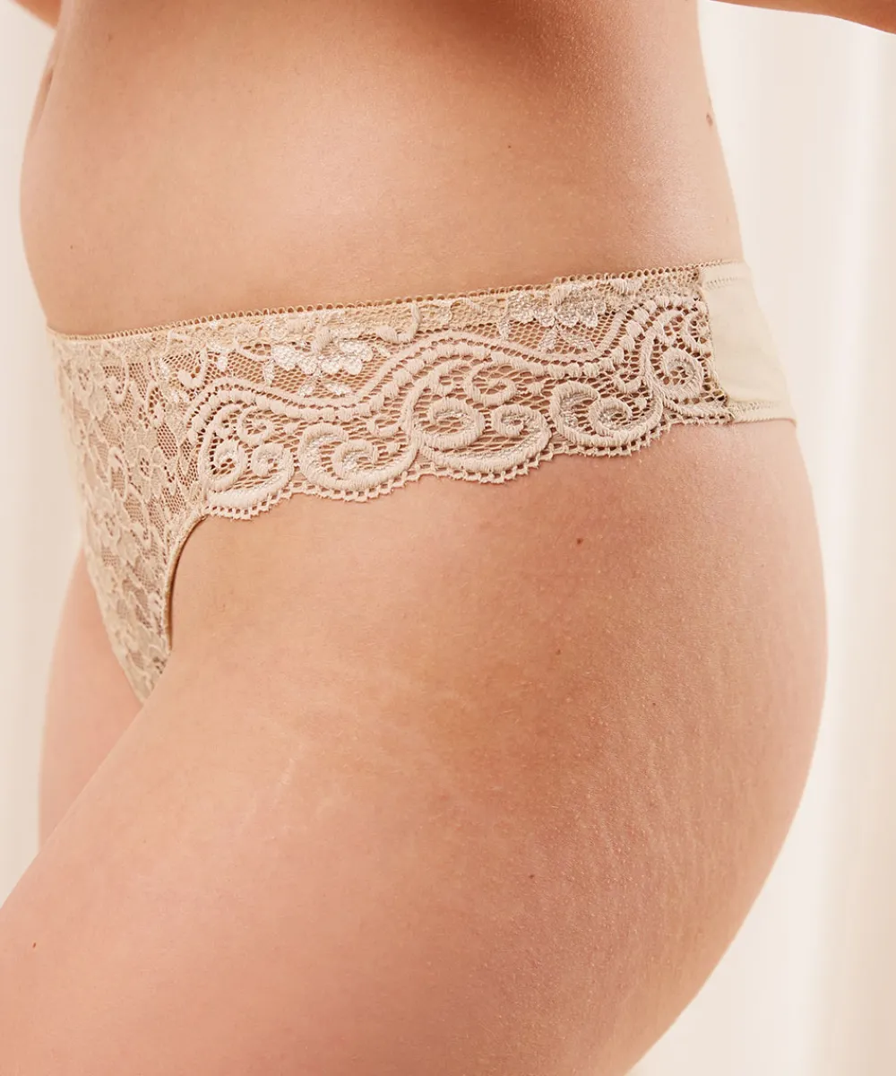 Triumph Trusser<0026 SKIN - Amourette String