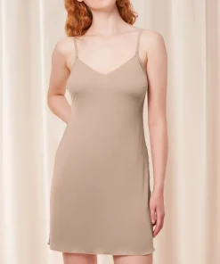 Triumph Underkjoler/ Negligé|Undertøj<6106 SMOOTH SKIN - Body Make-up T Dress