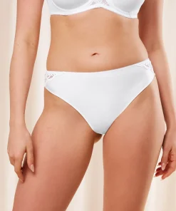 Triumph Trusser<0003 WHITE - Amourette Hikini / Tai
