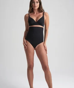 Bye Bra Trusser<BLACK - Sculpting High Waist Thong