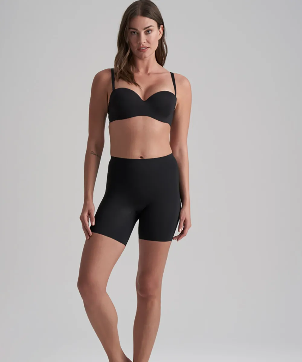 Bye Bra Indershorts<BLACK - Smooth Essentials Mid Waist Short