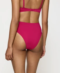 Triumph Bikinier<00NW BERRY - Summer Twist Hikini / Tai Bikini Trusse