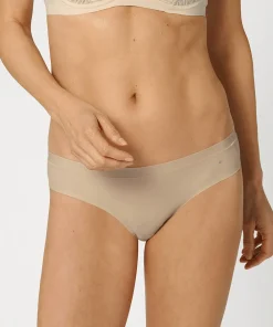 Triumph Trusser<00NZ NUDE BEIGE - Smart Micro String